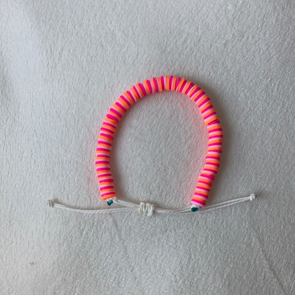 Adjustable, bright colored bracelet very durable